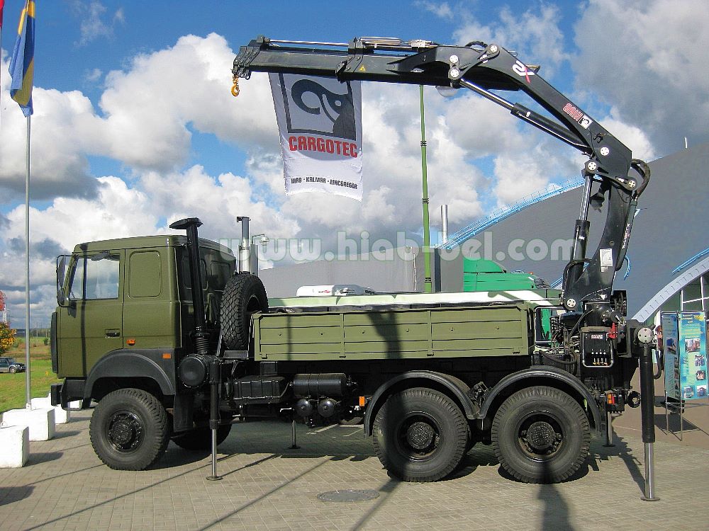 HIAB 244 на платформе МАЗ