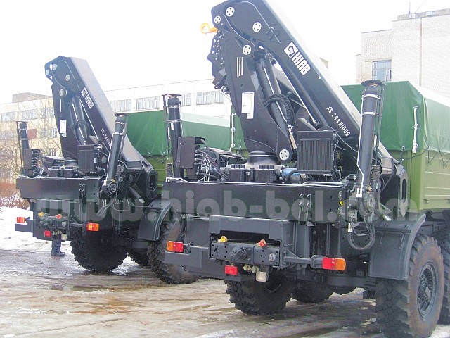 Партия автомобилей с КМУ HIAB 244